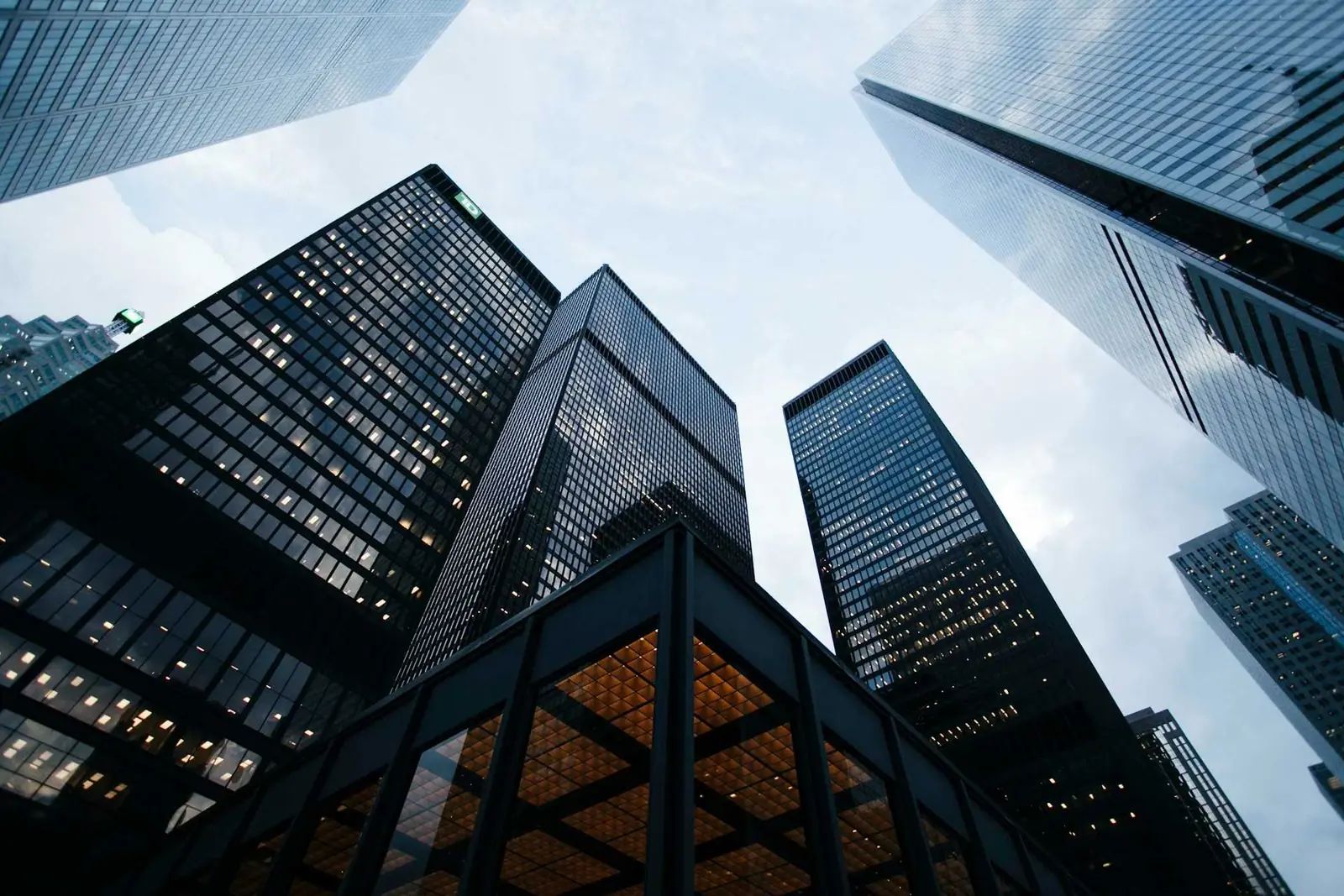 How LeakNet ties into a Building Management System (BMS)